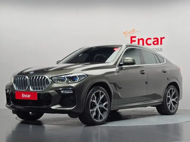 2021 BMW X6 с пробегом 70 565 км