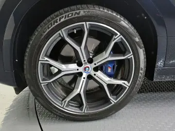 2021 BMW X6 с пробегом 93 944 км