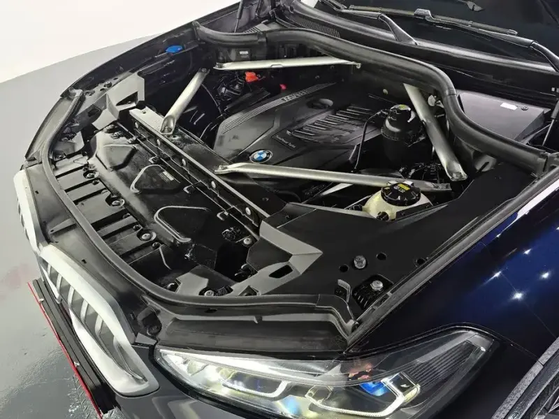 2021 BMW X6 с пробегом 93 944 км