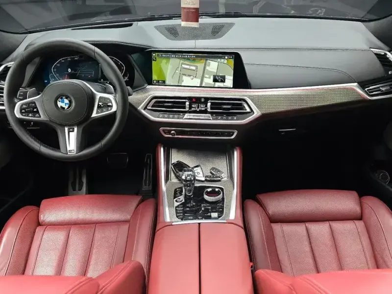 2021 BMW X6 с пробегом 93 944 км
