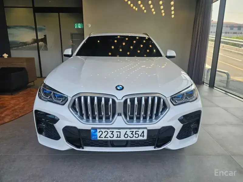 2023 BMW X6 с пробегом 93 000 км