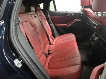 2021 BMW X6 с пробегом 93 944 км