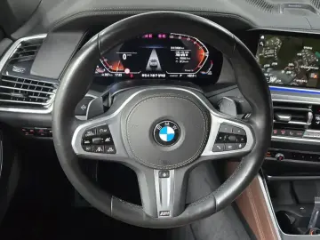 2021 BMW X6 с пробегом 70 565 км