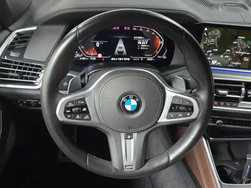 2021 BMW X6 с пробегом 70 565 км