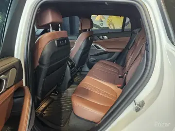 2023 BMW X6 с пробегом 93 000 км