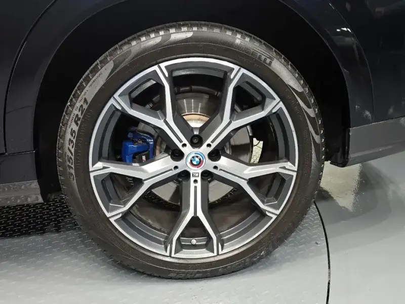 2021 BMW X6 с пробегом 93 944 км