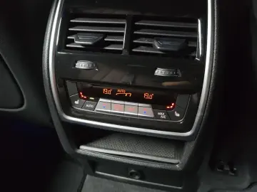 2021 BMW X6 с пробегом 70 565 км