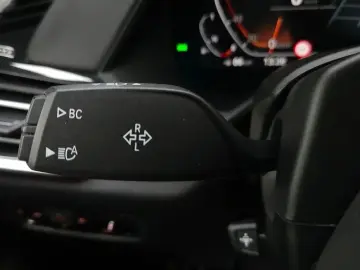 2021 BMW X6 с пробегом 93 944 км
