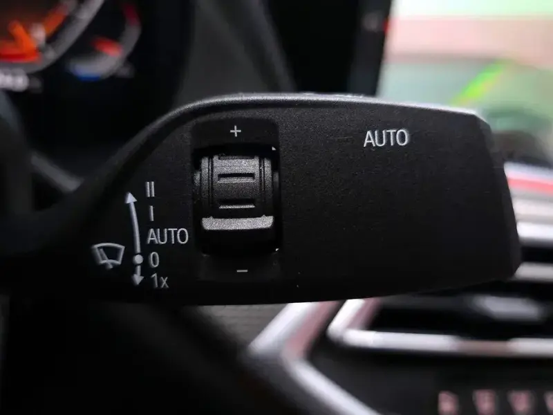 2021 BMW X6 с пробегом 93 944 км