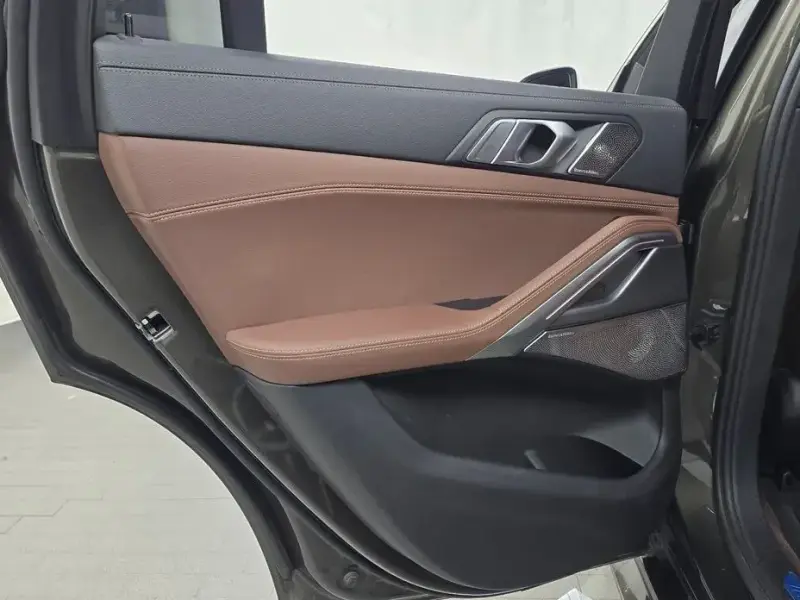 2021 BMW X6 с пробегом 70 565 км