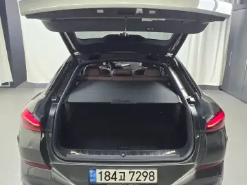2021 BMW X6 с пробегом 70 565 км