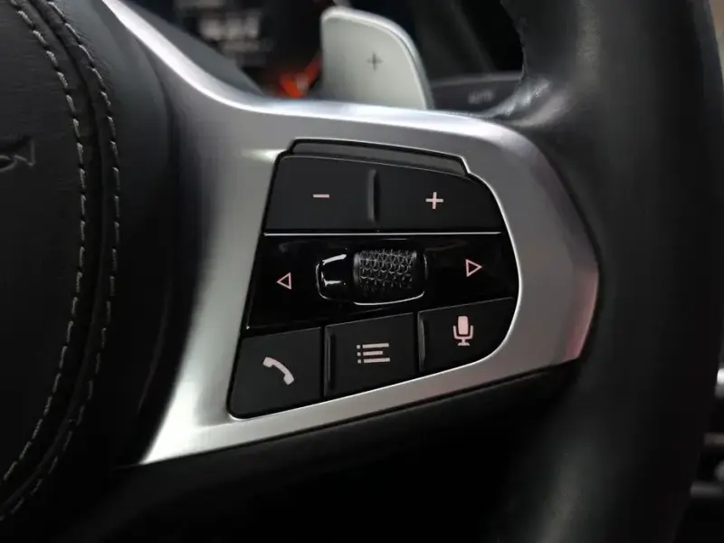 2021 BMW X6 с пробегом 93 944 км