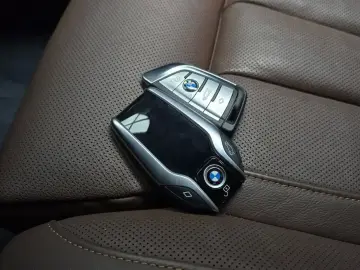 2021 BMW X6 с пробегом 70 565 км