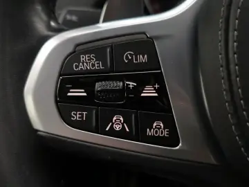 2021 BMW X6 с пробегом 93 944 км