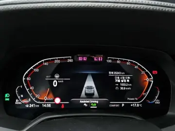 2021 BMW X6 с пробегом 35 243 км