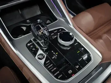 2021 BMW X6 с пробегом 35 243 км