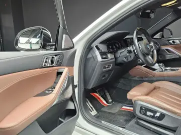2021 BMW X6 с пробегом 35 243 км