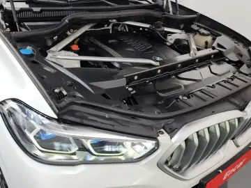 2021 BMW X6 с пробегом 94 203 км