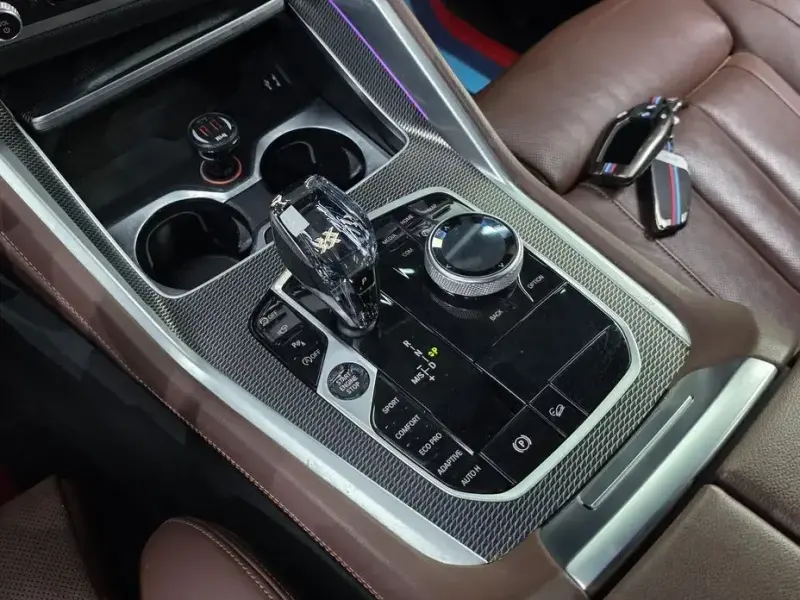 2021 BMW X6 с пробегом 98 185 км