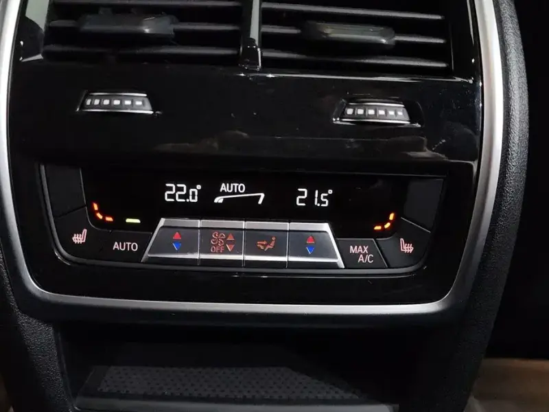 2021 BMW X6 с пробегом 94 203 км