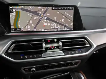 2022 BMW X6 с пробегом 130 989 км