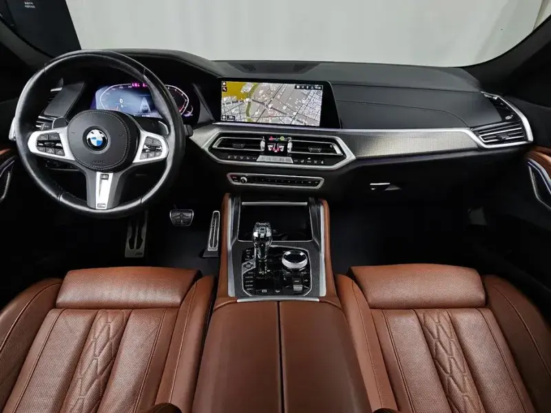 2022 BMW X6 с пробегом 100 422 км