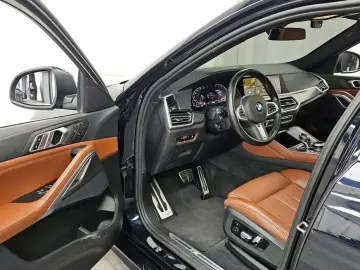 2022 BMW X6 с пробегом 100 422 км
