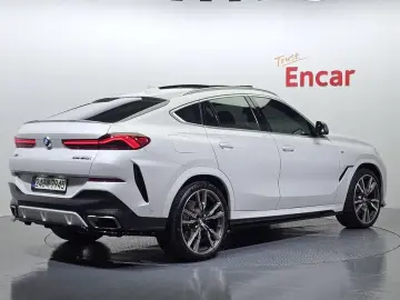 2021 BMW X6 с пробегом 72 986 км