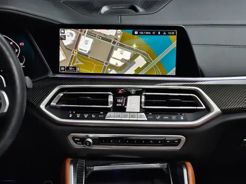 2023 BMW X6 с пробегом 10 694 км