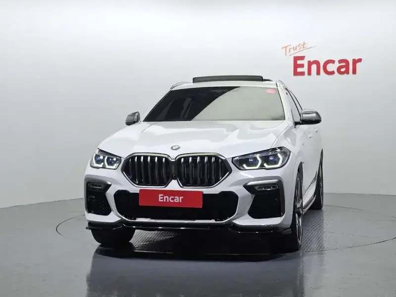 2021 BMW X6 с пробегом 72 986 км