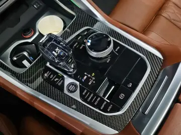 2021 BMW X6 с пробегом 72 986 км