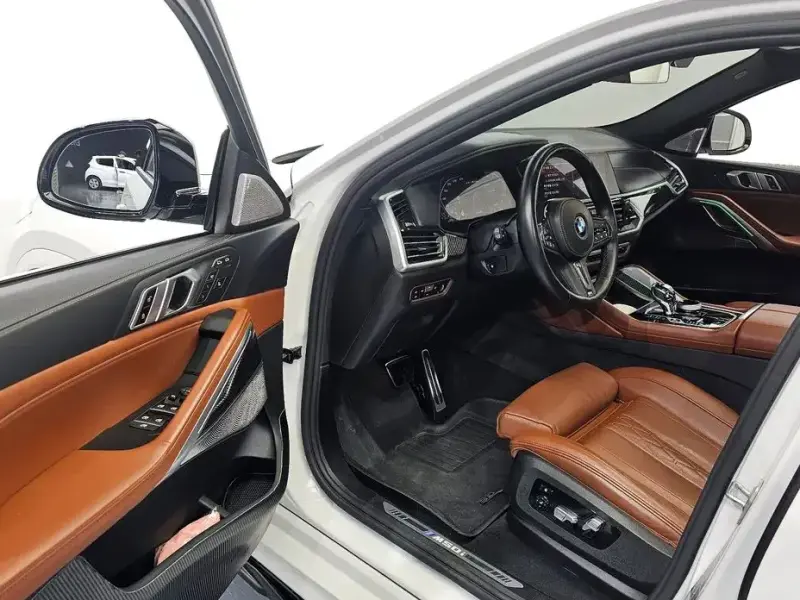2021 BMW X6 с пробегом 72 986 км
