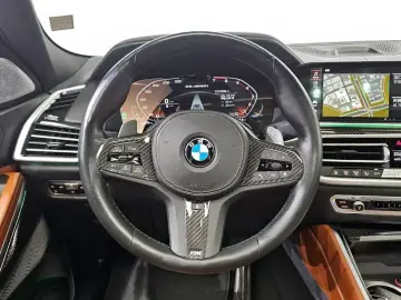 2021 BMW X6 с пробегом 72 986 км