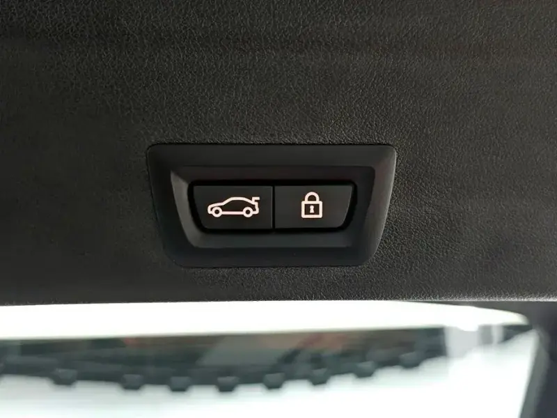 2021 BMW X6 с пробегом 72 986 км
