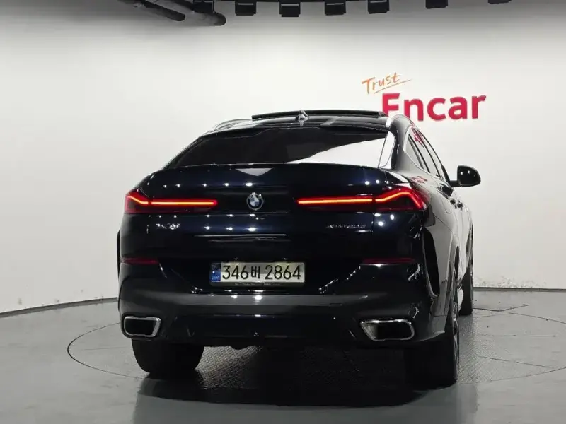 2023 BMW X6 с пробегом 67 346 км