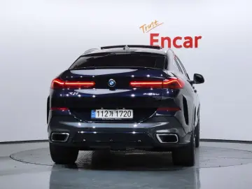 2022 BMW X6 с пробегом 48 048 км