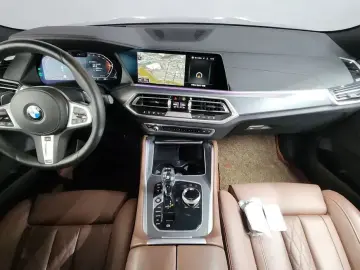 2022 BMW X6 с пробегом 48 048 км