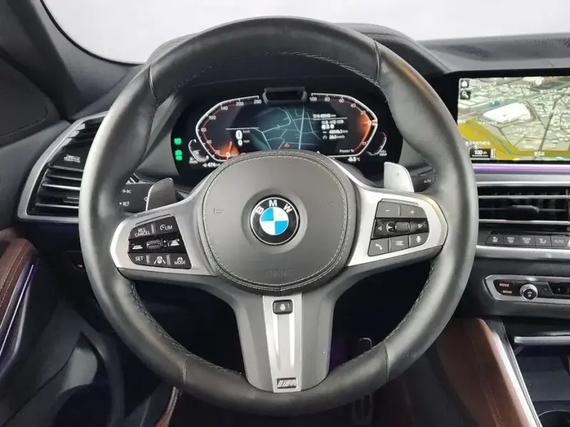 2022 BMW X6 с пробегом 48 048 км