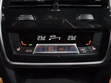 2022 BMW X6 с пробегом 48 048 км