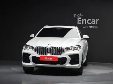 2023 BMW X6 с пробегом 24 748 км