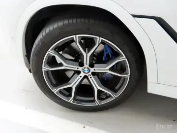 2022 BMW X6 с пробегом 74 465 км
