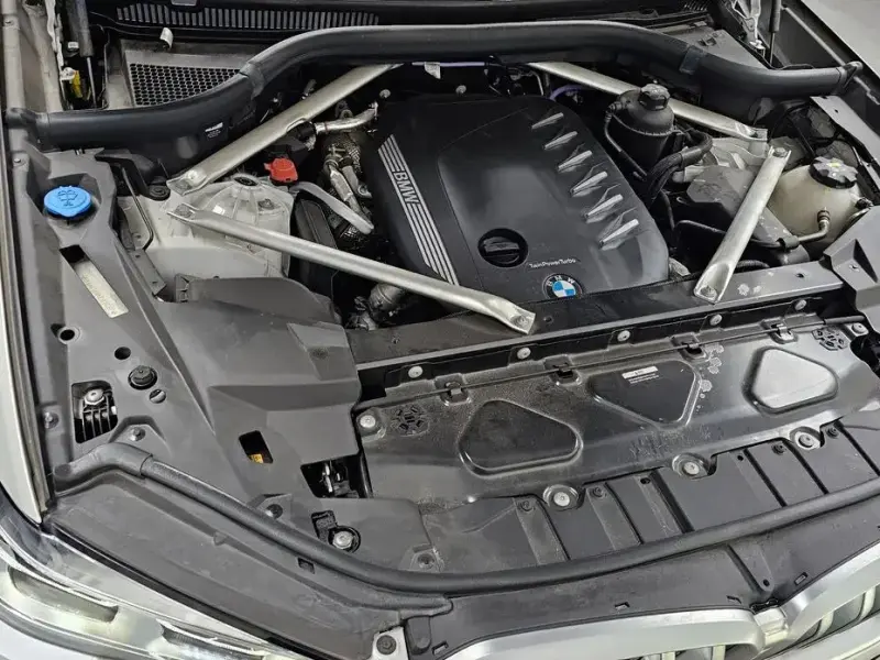 2023 BMW X6 с пробегом 24 748 км