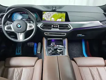 2023 BMW X6 с пробегом 24 748 км