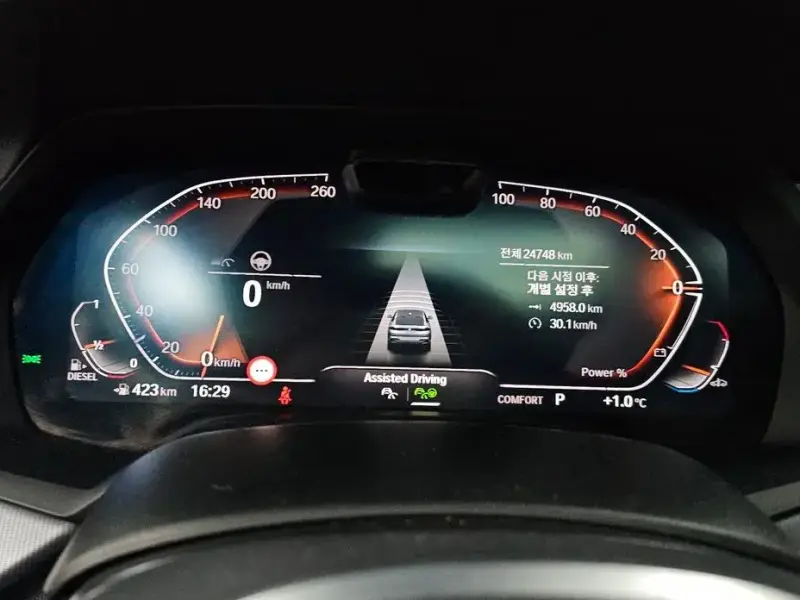 2023 BMW X6 с пробегом 24 748 км