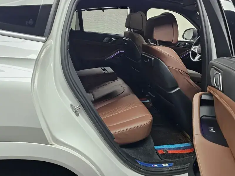 2023 BMW X6 с пробегом 24 748 км