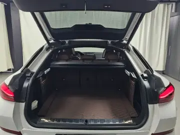 2023 BMW X6 с пробегом 24 748 км
