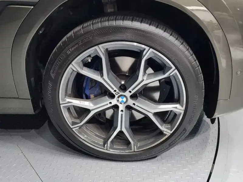 2021 BMW X6 с пробегом 88 280 км