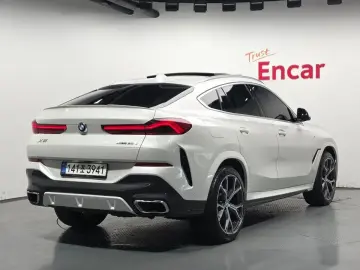 2021 BMW X6 с пробегом 48 657 км