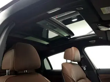 2021 BMW X6 с пробегом 48 657 км