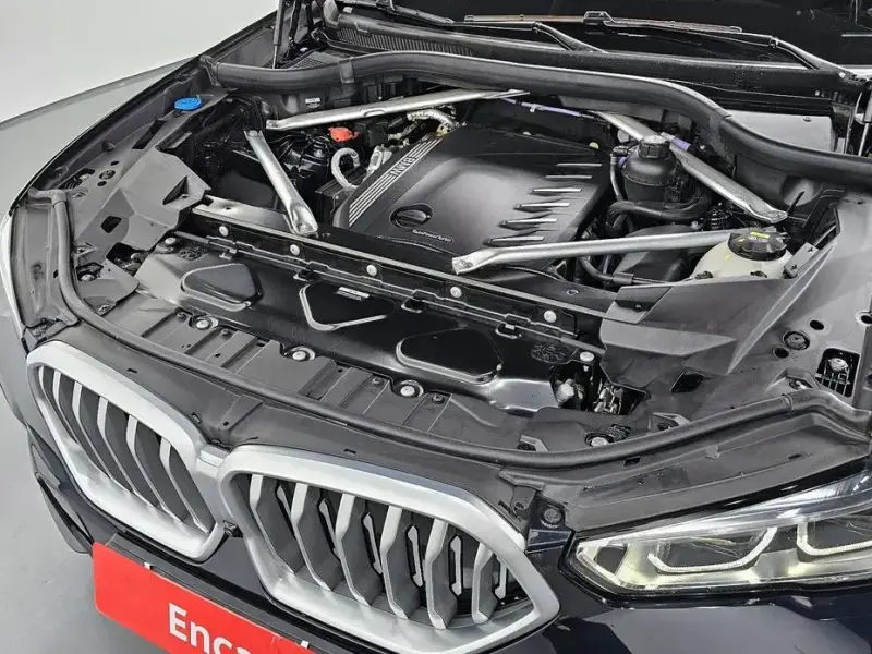 2023 BMW X6 с пробегом 36 948 км
